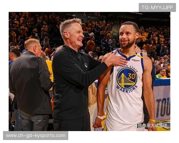 勇士客场逆袭库里关键三分，勇士高层谈续约库里